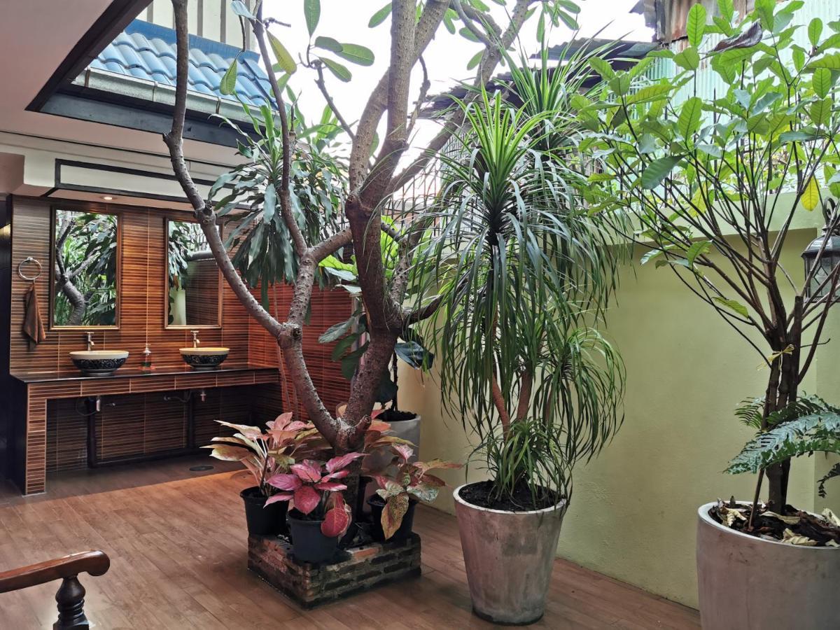 Tavee Guesthouse Bangkok Eksteriør bilde