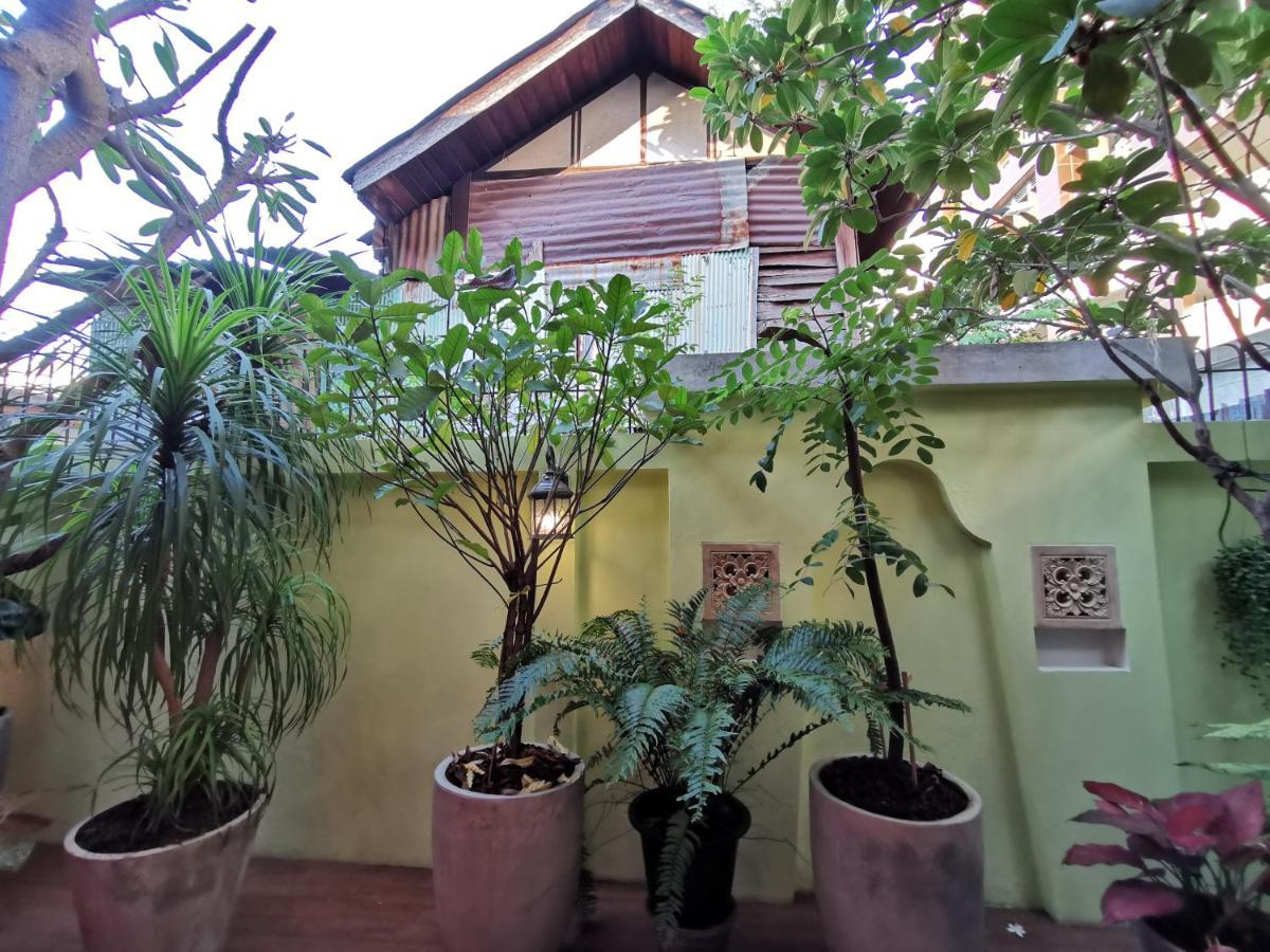 Tavee Guesthouse Bangkok Eksteriør bilde