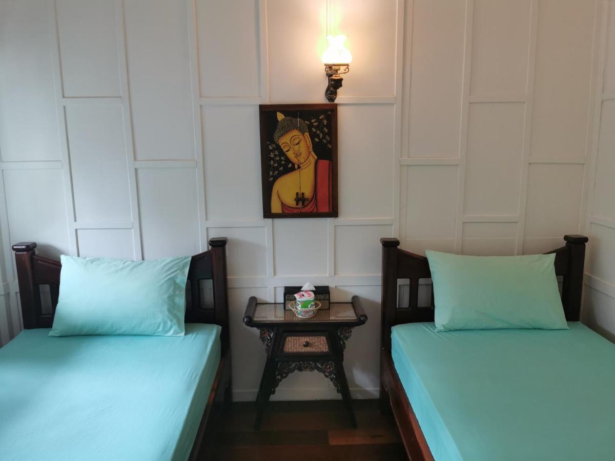 Tavee Guesthouse Bangkok Eksteriør bilde